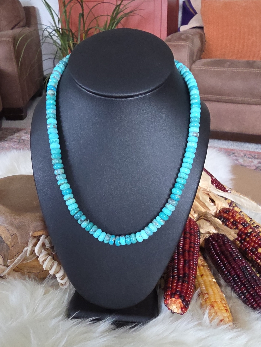 Stunning NWOT 19" 8mm Carico Lake Turquoise Bead Necklace 🩵💚🎁